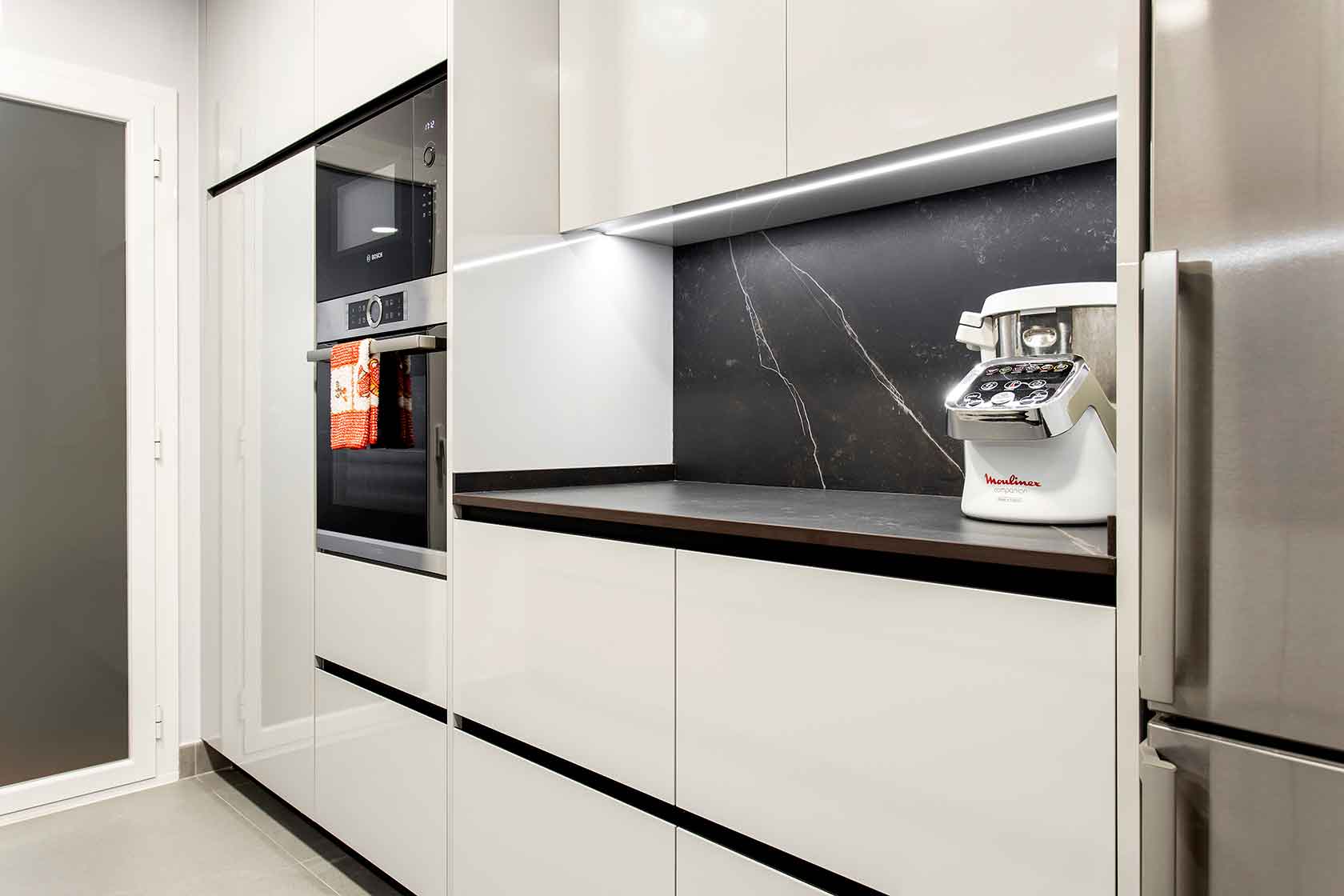 Encimera y horno cocina reformado