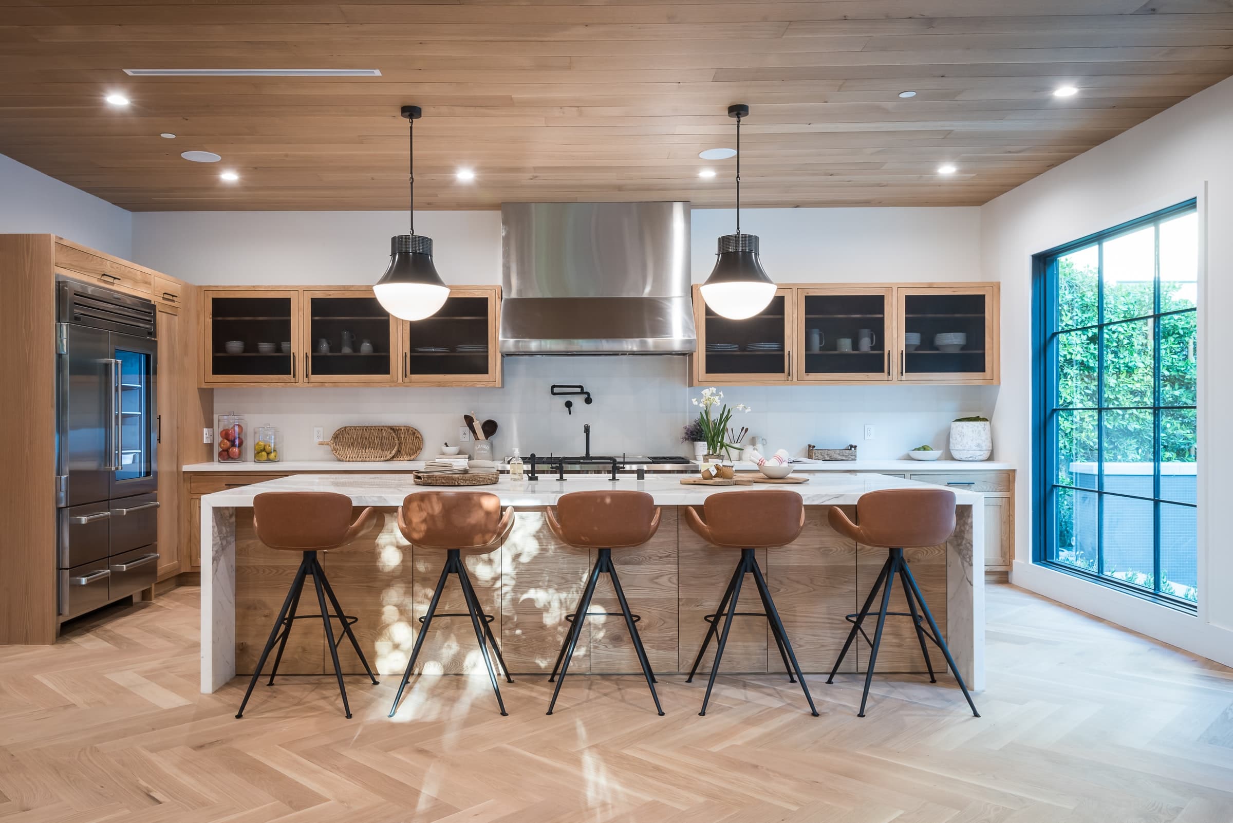 Cocinas con isla para aprovechar el espacio