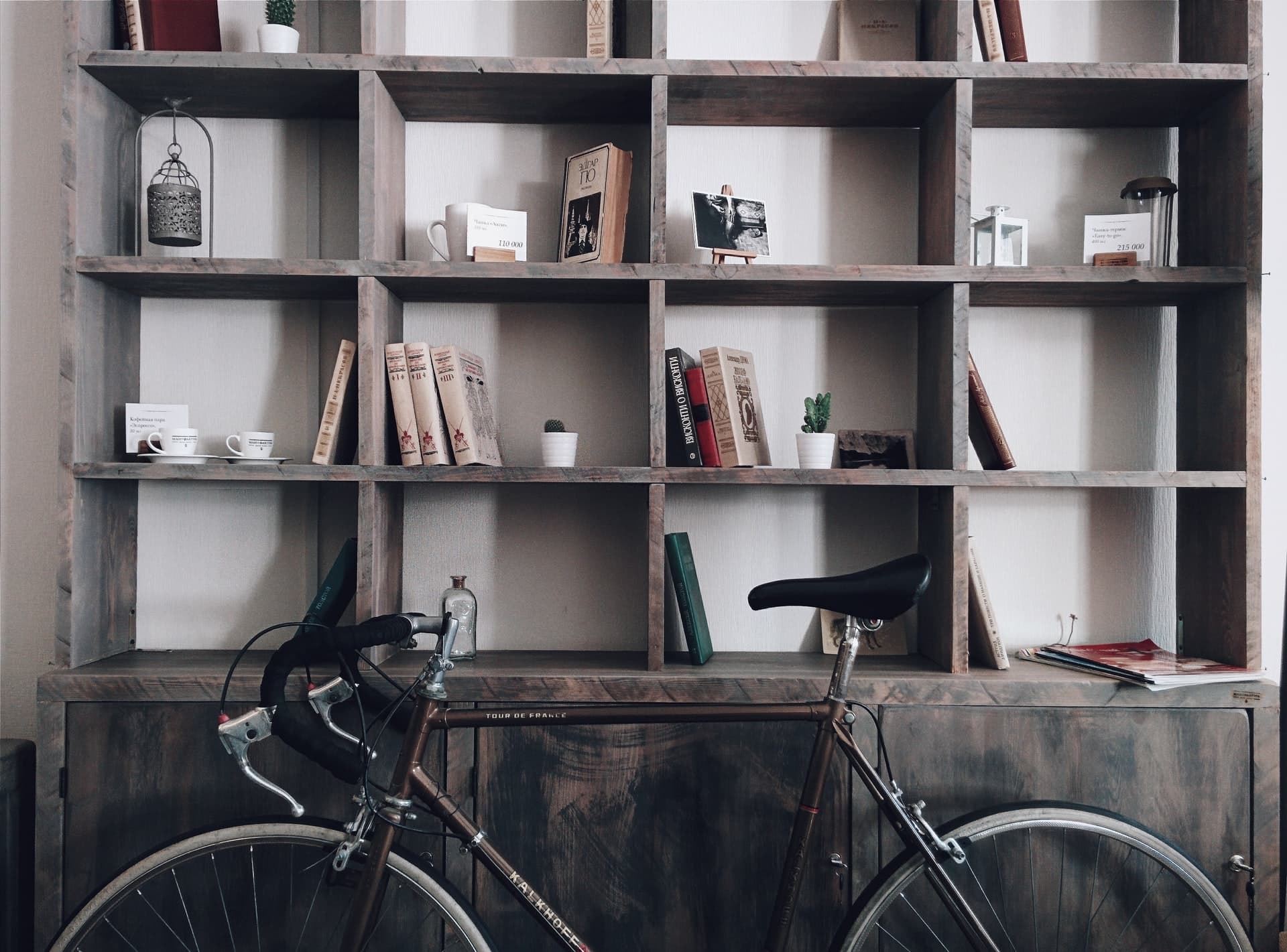 Inspiración decorar estanterias