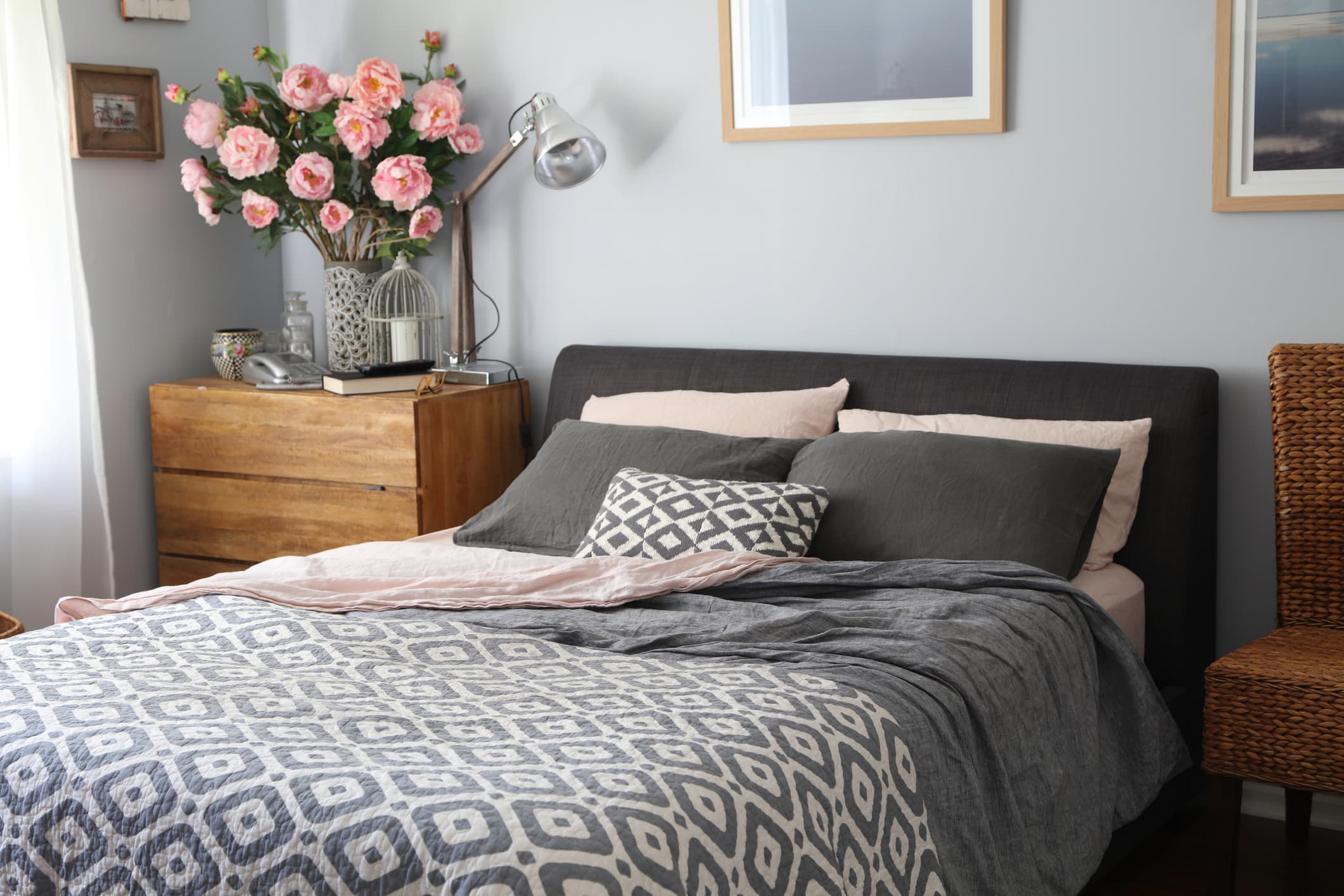 habitaciones-rosa-gris