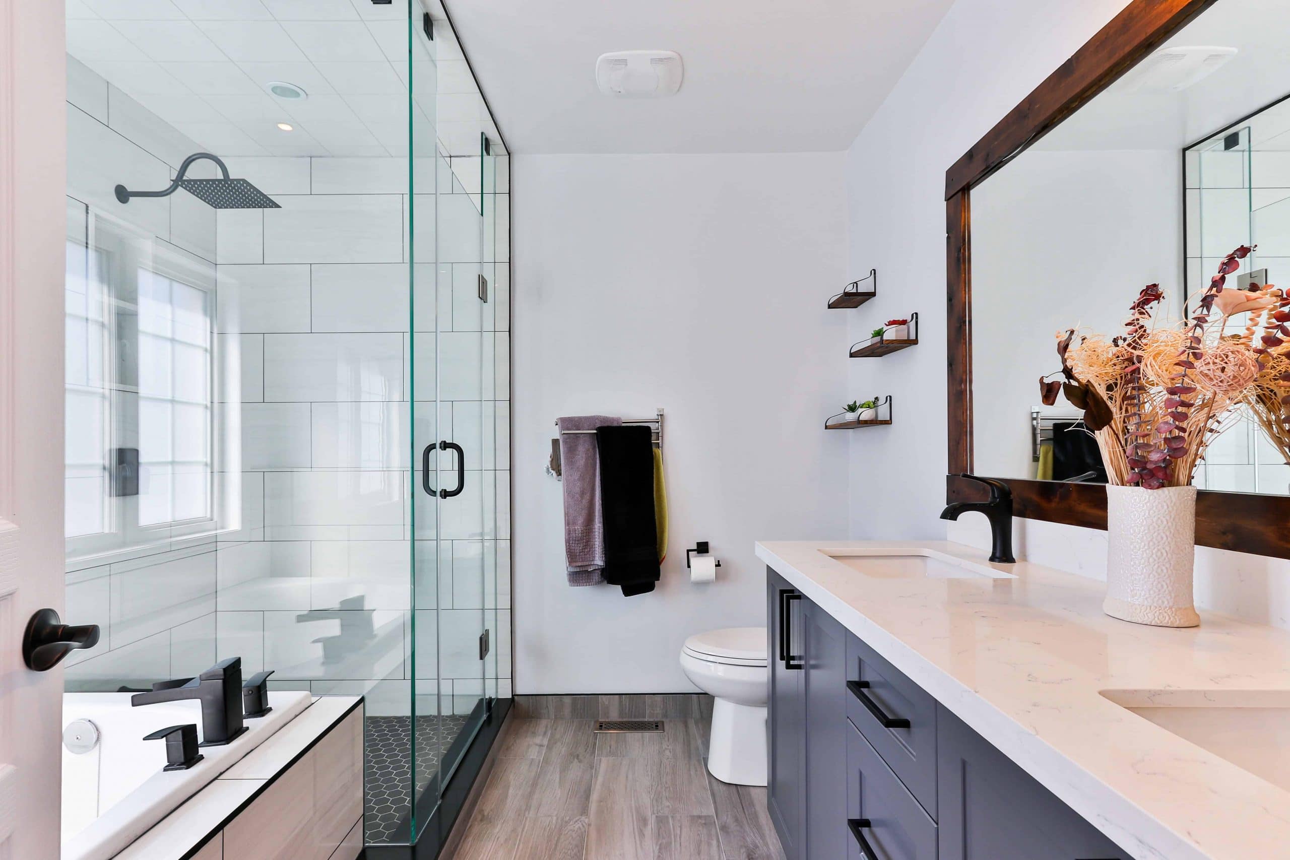 ¿Qué tener en cuenta para elegir el suelo del baño?