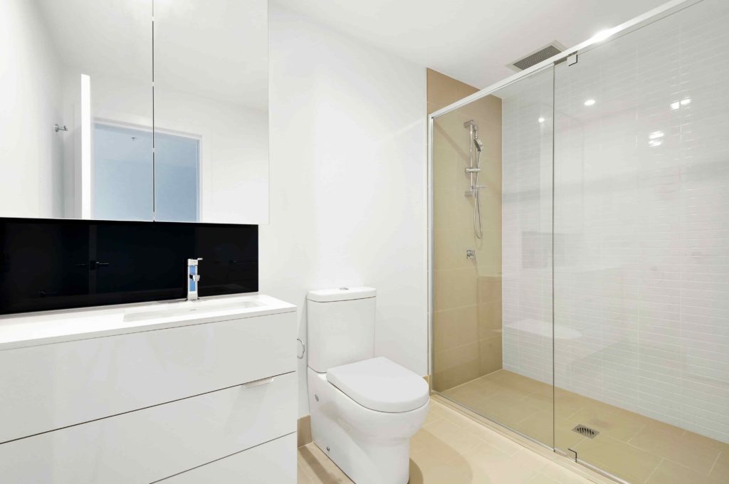 Duchas modernas: tendencias para tu baño